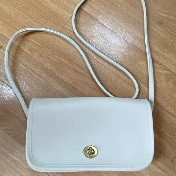 Vintage Coach Dinky Ivory Cream Bone Genuine Leather Crossbody Bag - Picture 12 of 16